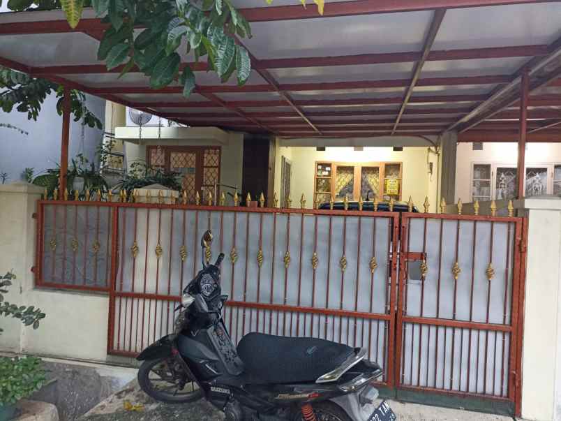 rumah tinggal di bintaro jaya