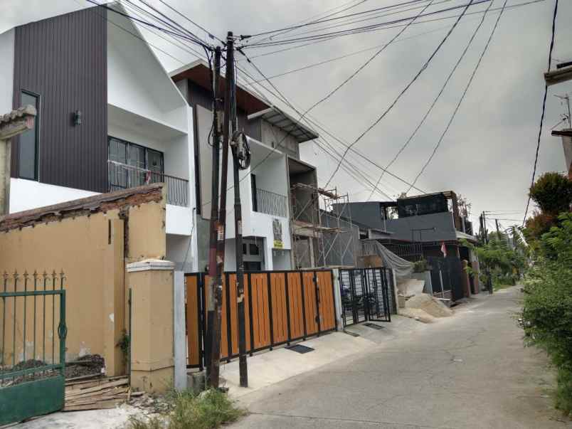 rumah tingkat murah di bekasi