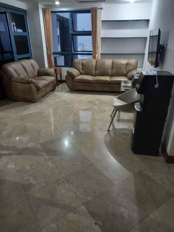 sewa apartemen grand tropic jak bar