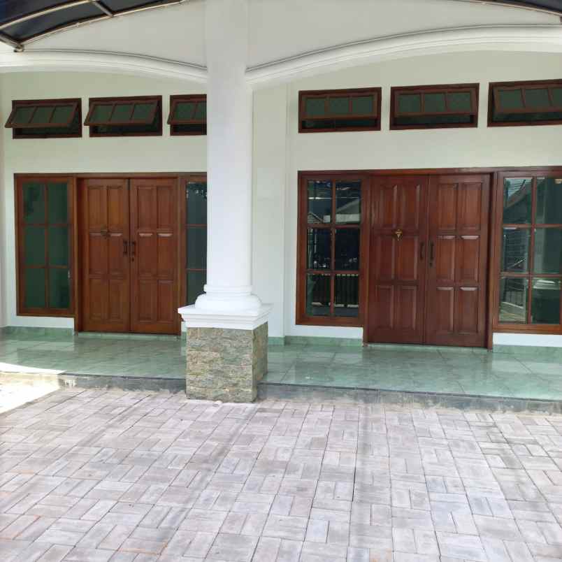 sewa rumah toko di cengkareng barat jakarta barat