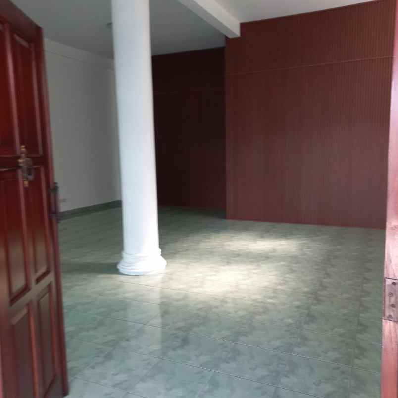 sewa rumah toko di cengkareng barat jakarta barat