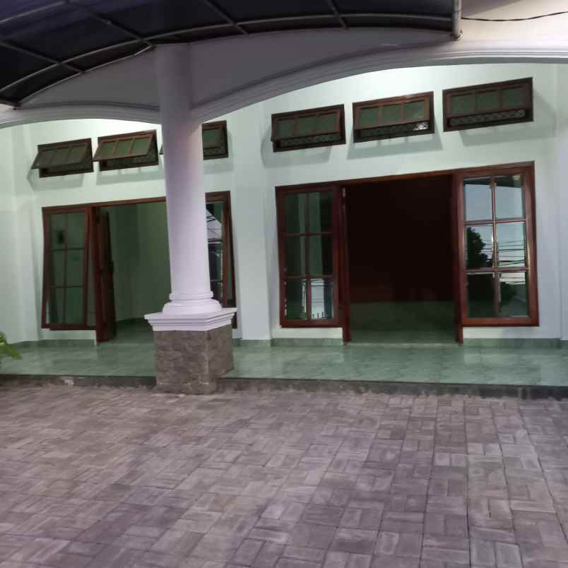 sewa rumah toko di cengkareng barat jakarta barat