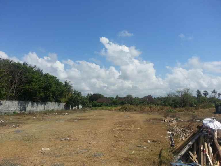 tanah jalan pantai tegal besar