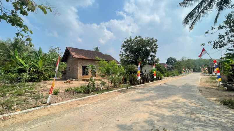 tanah komersial jati agung
