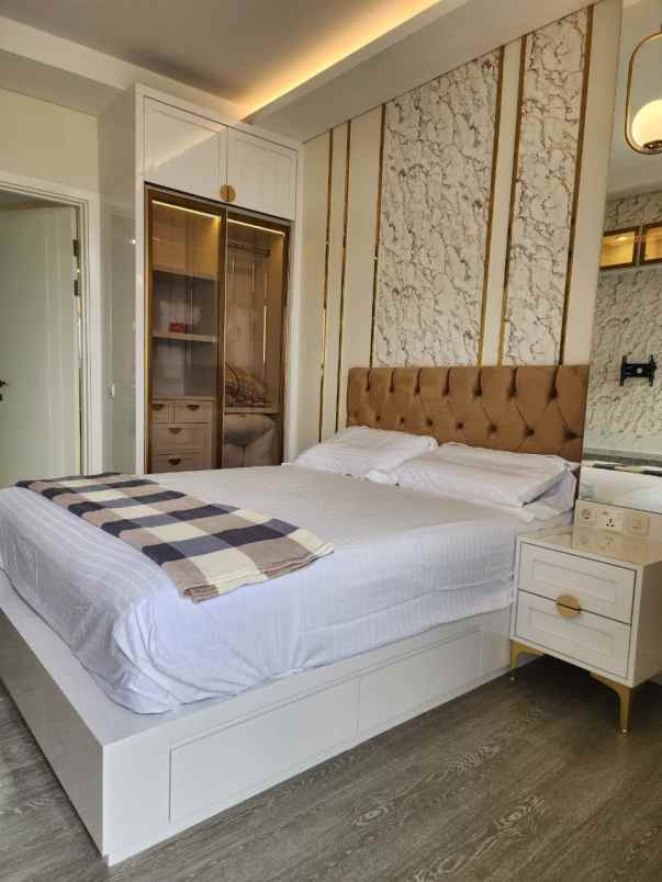 dijual apartemen mewah vertu ciputra world surabaya