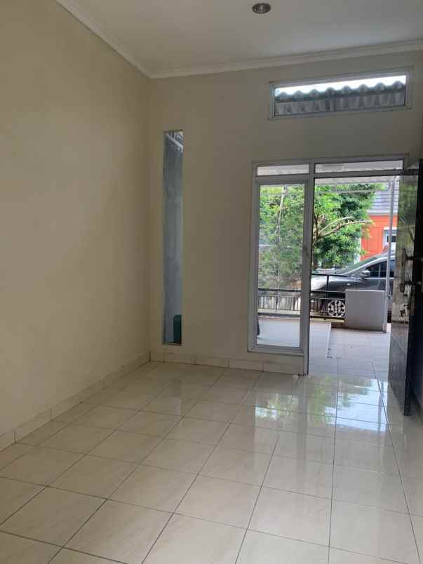 dijual cepat rumah di metland cileungsi sektor 4