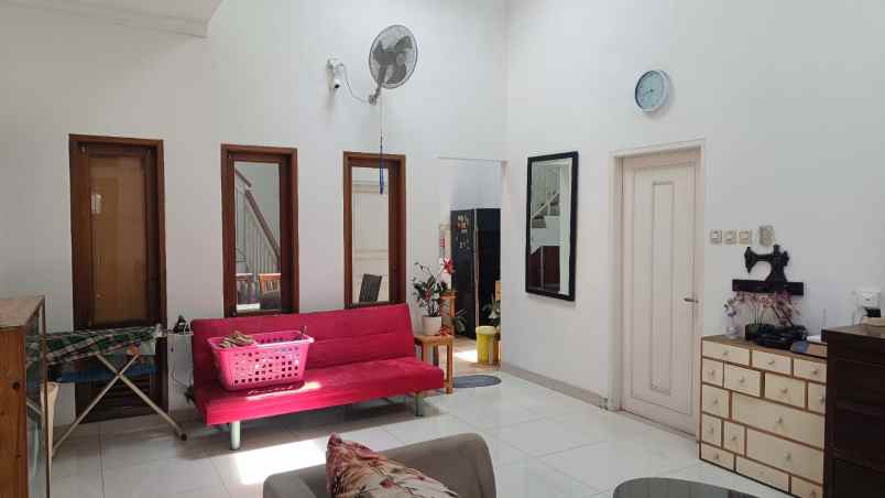 dijual cepat rumah kosan di duta bumi bekasi