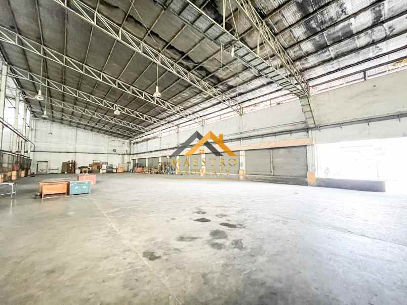 dijual gudang kim 2 jalan pulau solor