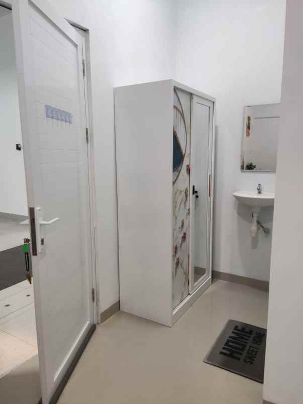 dijual kost jalan kober beji