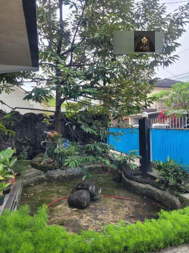 dijual kost jl cijagra buah batu