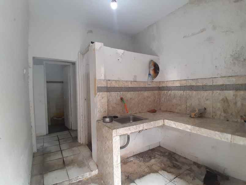 dijual kost purwomartani