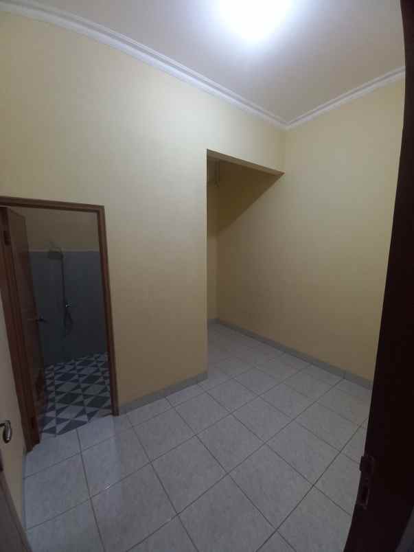 dijual kost tegal rotan area bintaro