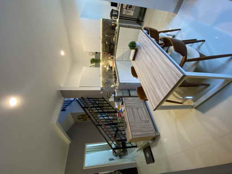 dijual ruko gudang kantor cluster bohemia by