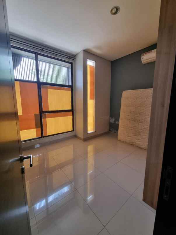 dijual ruko gudang kantor jakarta garden city