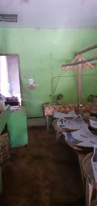 dijual ruko gudang kantor jalan kadudamping