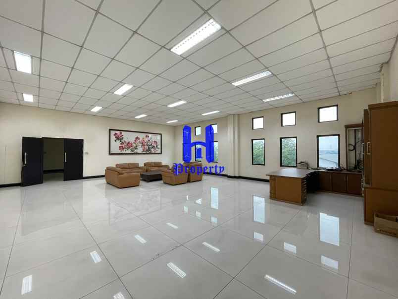 dijual ruko gudang kantor kim 2 jalan pulau solor
