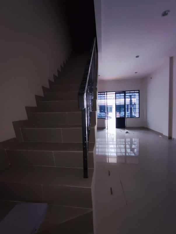 dijual ruko gudang kantor ruko soho sedayu city