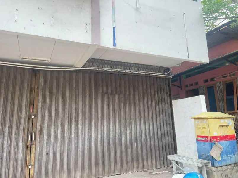dijual ruko kosong di taman kebon jeruk jakarta barat