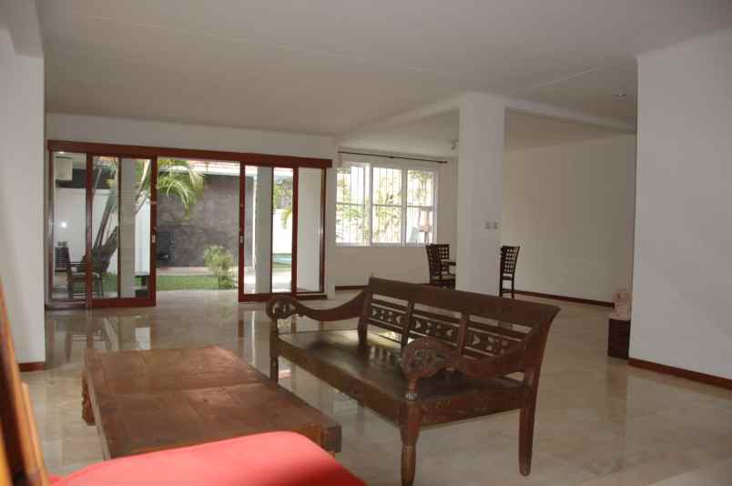 dijual rumah 1 lantai di menteng jakarta pusat