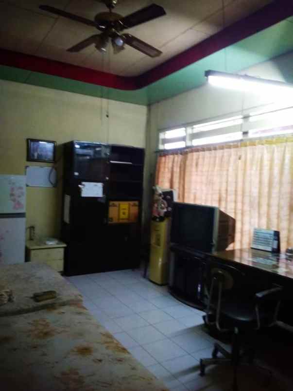 dijual rumah 2 lantai tepi jalan cemara pasuruan kota