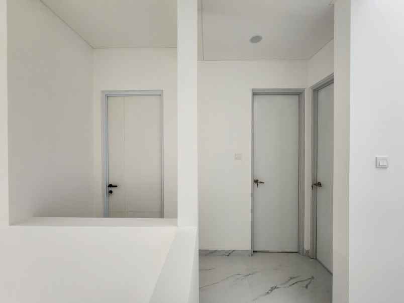 dijual rumah 2 lt bagus bebas banjir strategis sunter