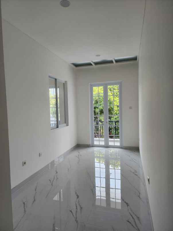 dijual rumah 2 lt bagus bebas banjir strategis sunter