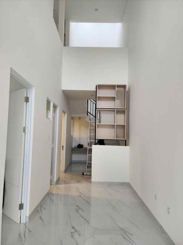 dijual rumah 2 lt bagus bebas banjir strategis sunter