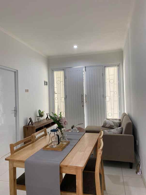 dijual rumah asri cantik di gdc
