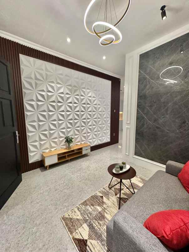 dijual rumah bagus di deltamas cikarang pusat