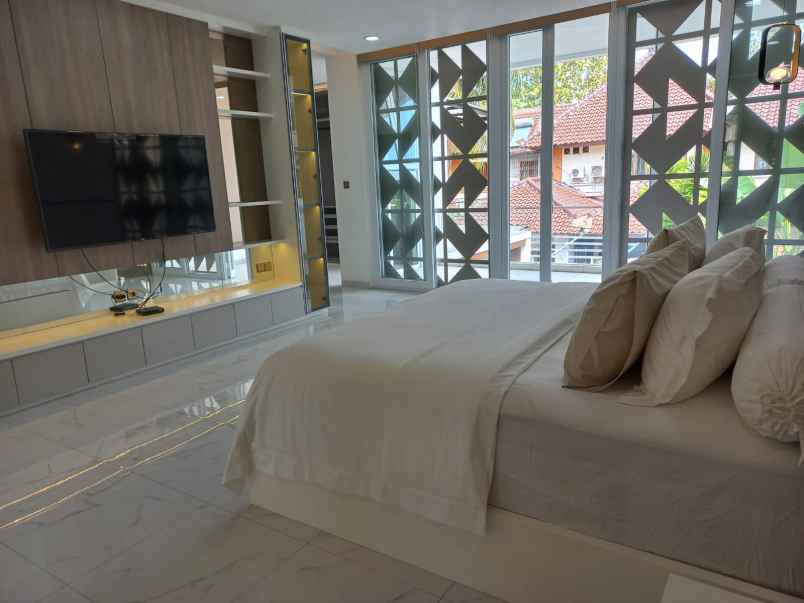 dijual rumah bali view cireundeu