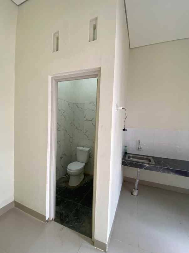 dijual rumah bangunjiwo kec kasihan kab