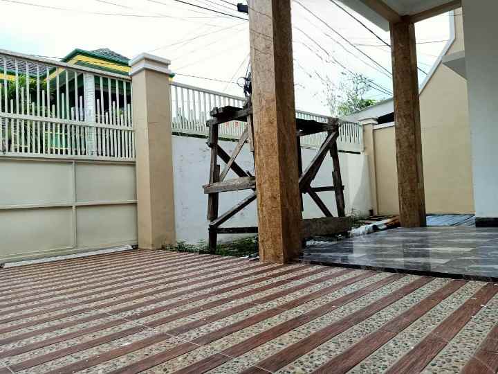 dijual rumah barata jaya