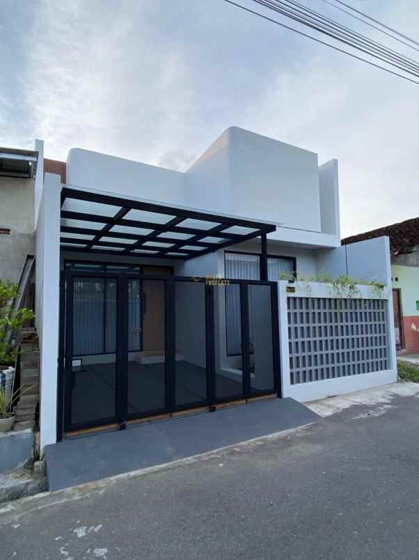 dijual rumah baturetno kec banguntapan