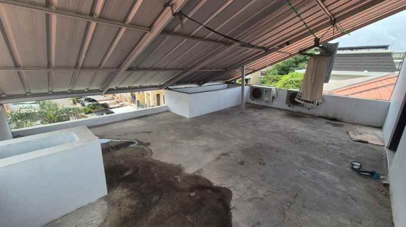 dijual rumah bukit gading mediterania