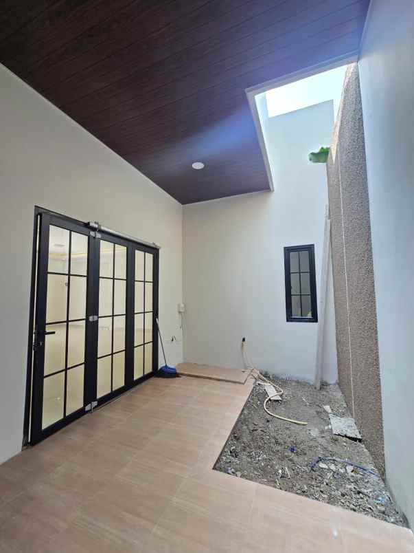 dijual rumah bumi puspitek asri