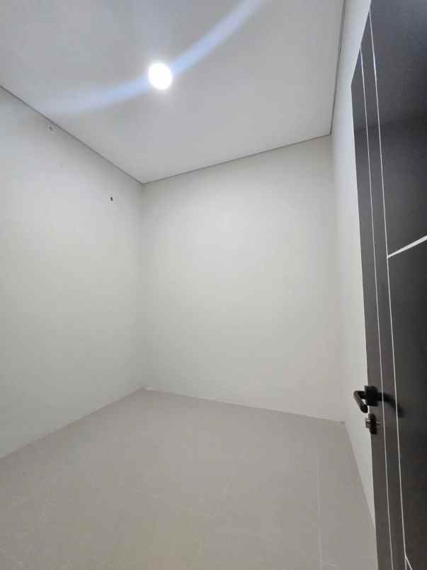 dijual rumah bumi puspitek asri