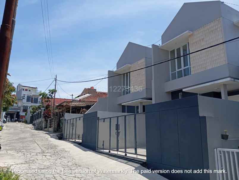 dijual rumah cibaligo