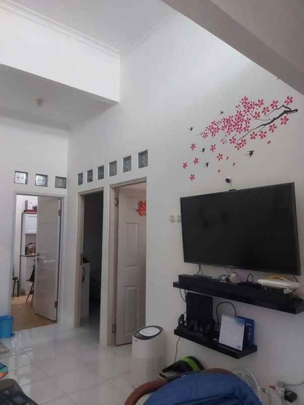dijual rumah cibubur city