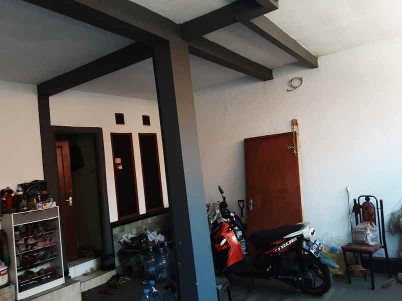 dijual rumah cihanjuang