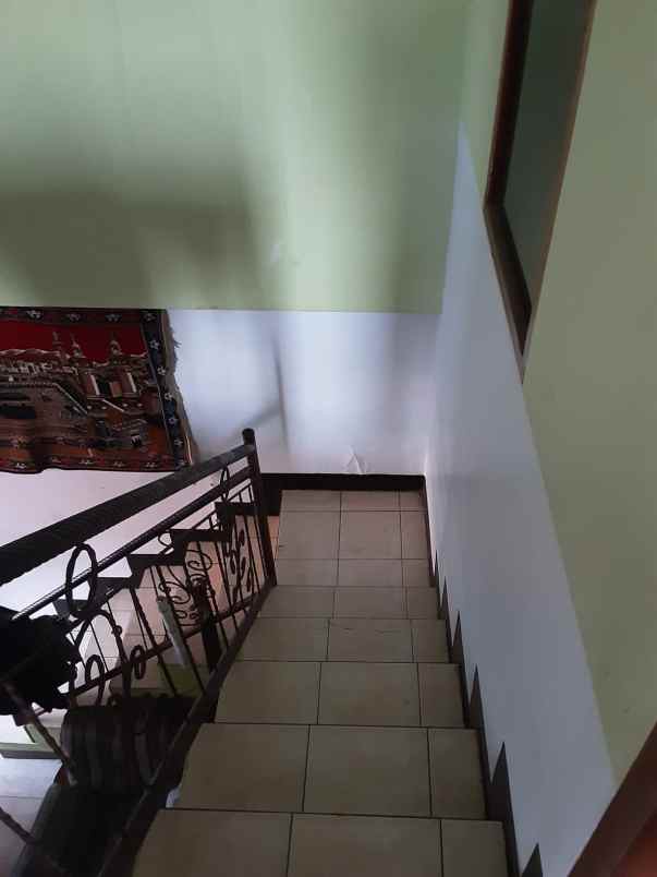 dijual rumah cihanjuang