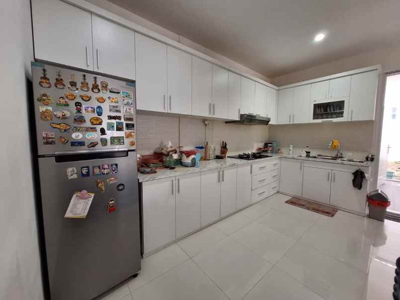 dijual rumah cijayanti babakan madang