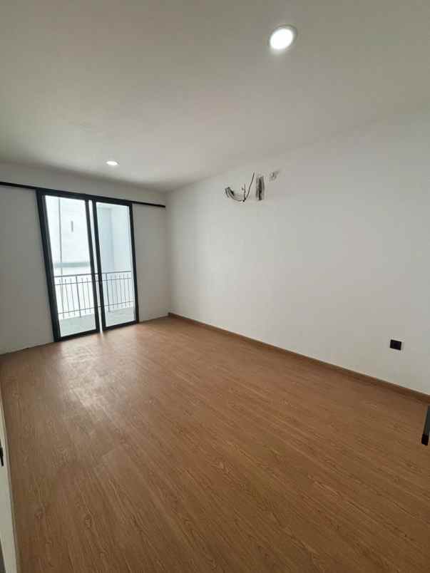 dijual rumah cilandak