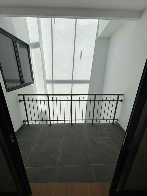 dijual rumah cilandak