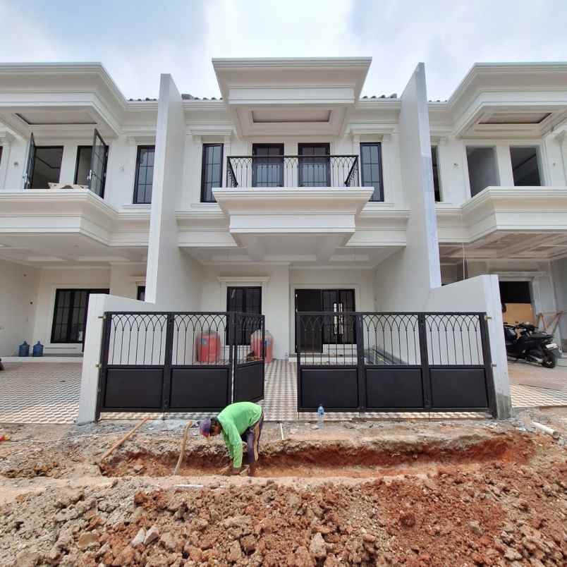 dijual rumah cilodong