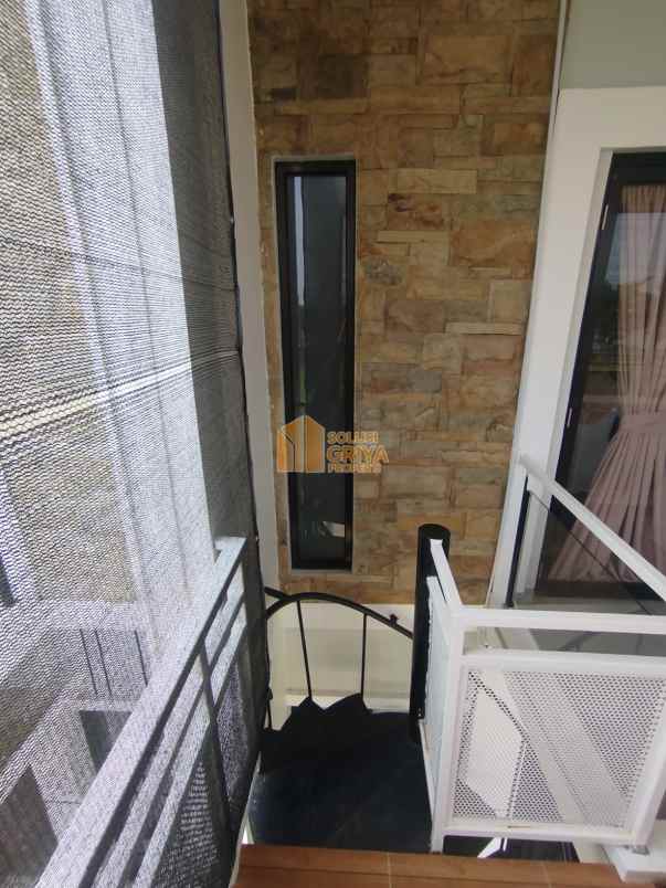 dijual rumah cimanggis