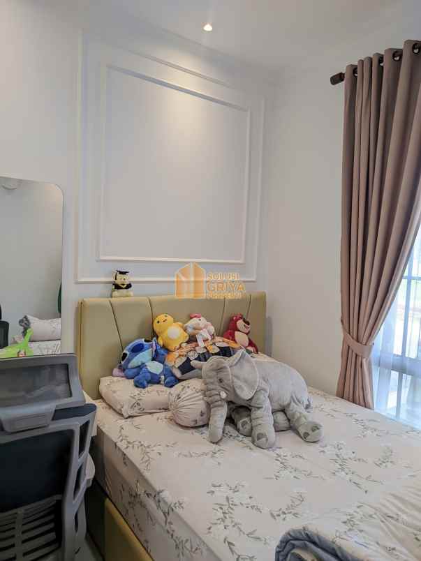 dijual rumah cimanggis
