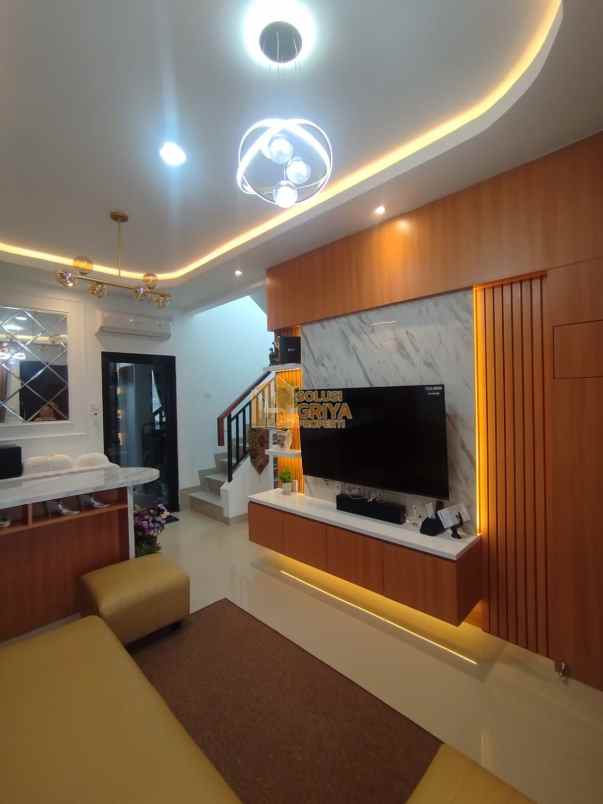 dijual rumah cimanggis
