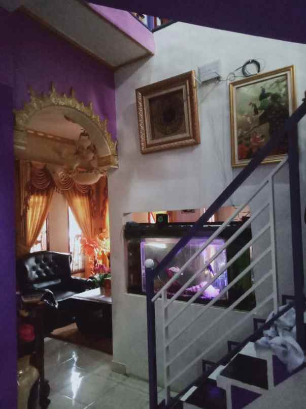 dijual rumah cipageran