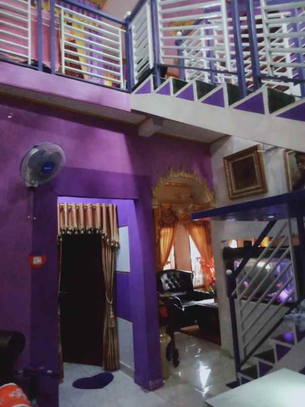 dijual rumah cipageran
