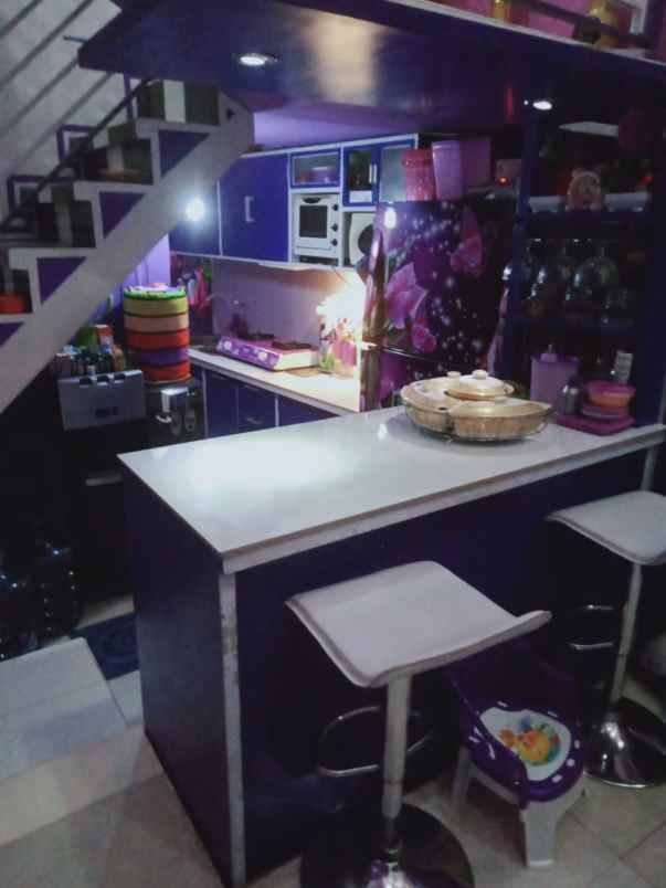 dijual rumah cipageran